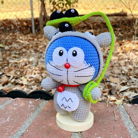 Doraemon Crochet Doll in Totoro Costume – Handmade Cute Anime Gift - Picture 5 of 9